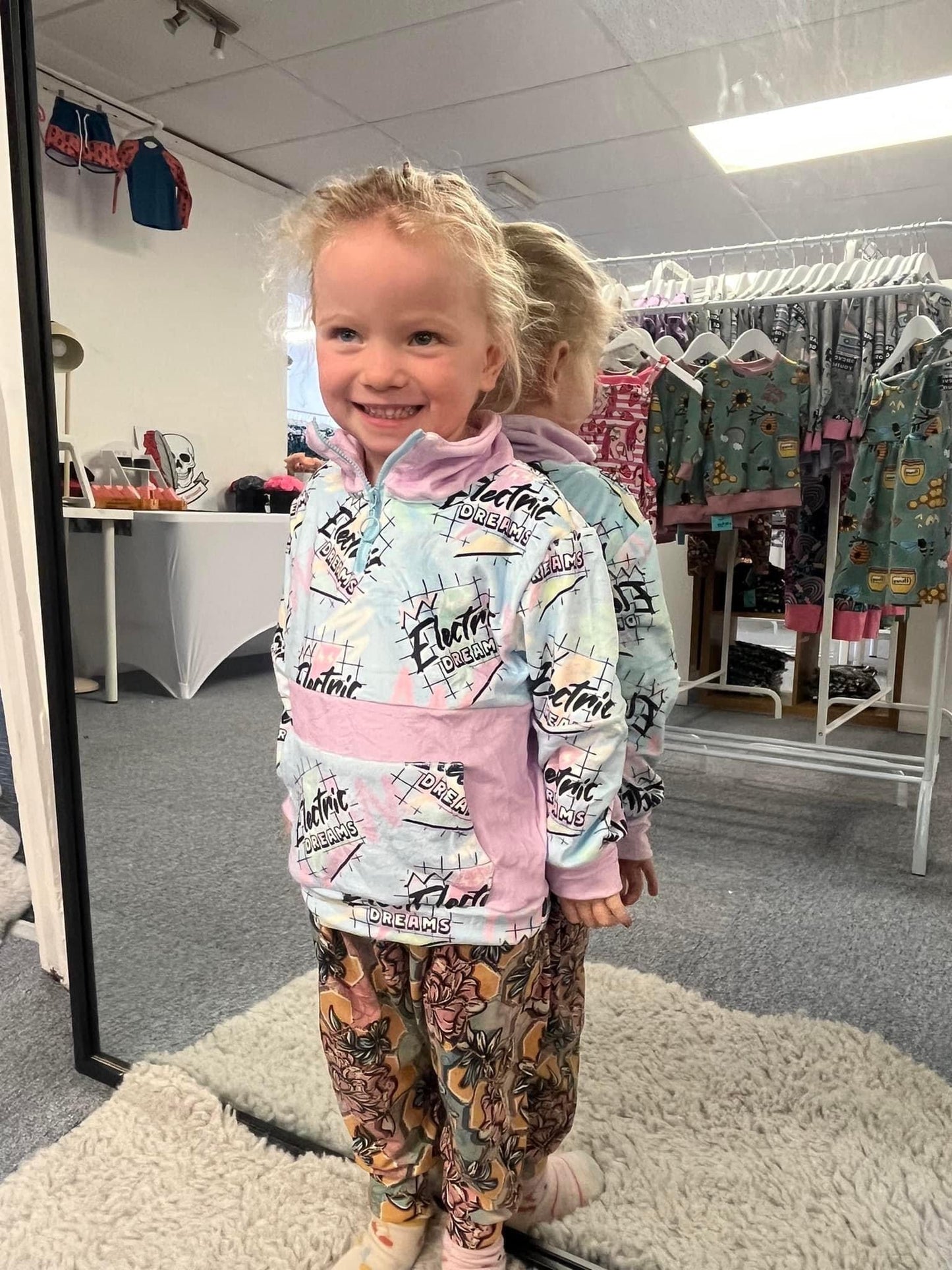 Kids “Electric Dreams” Fleece Pullover – 80s-Inspired Pastel Half-Zip Hoodie