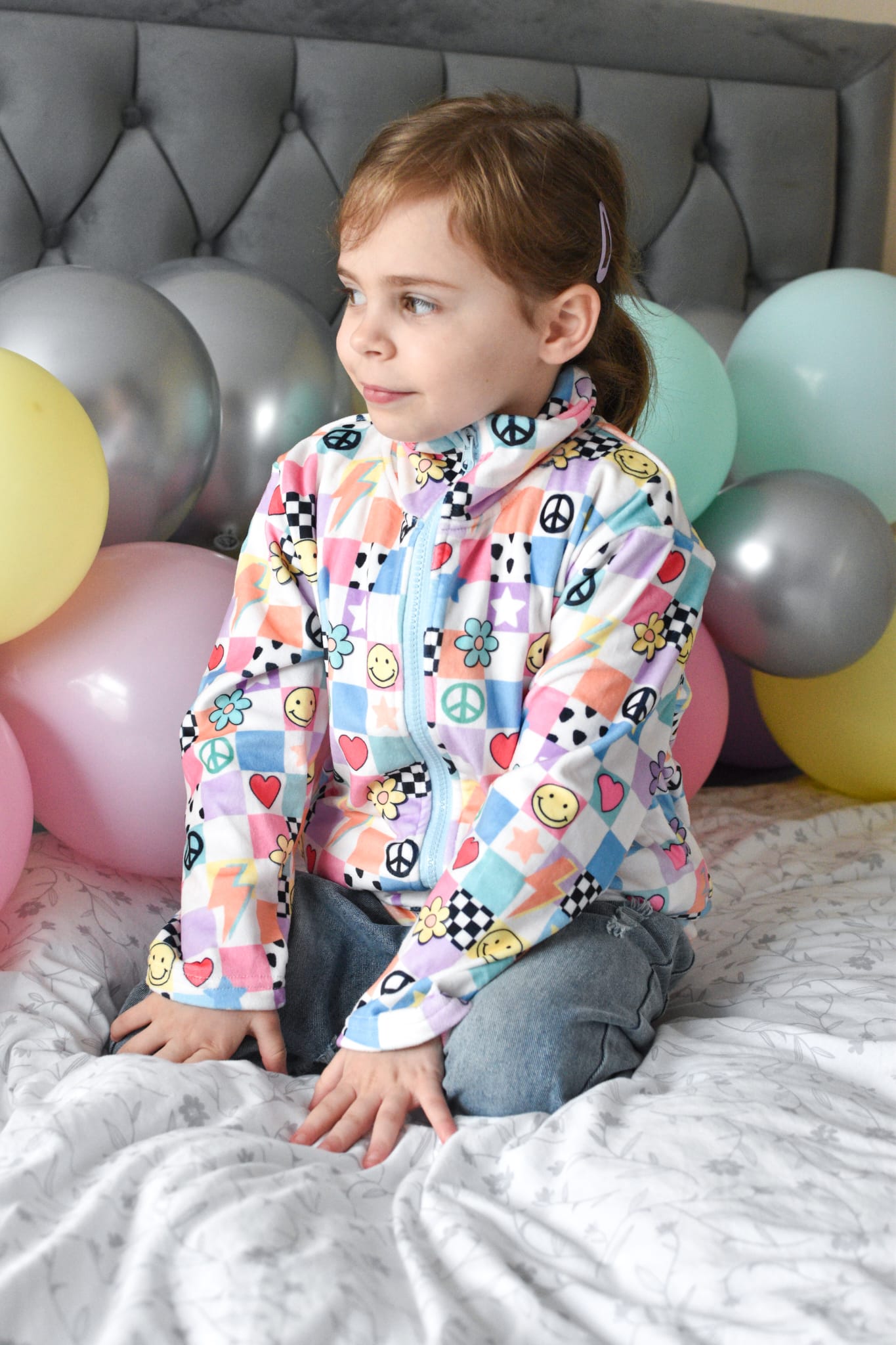 Y2K Pastel Patchwork Fleece Jacket for Kids – Smiley Face, Peace Sign & Heart Print, Groovy Check